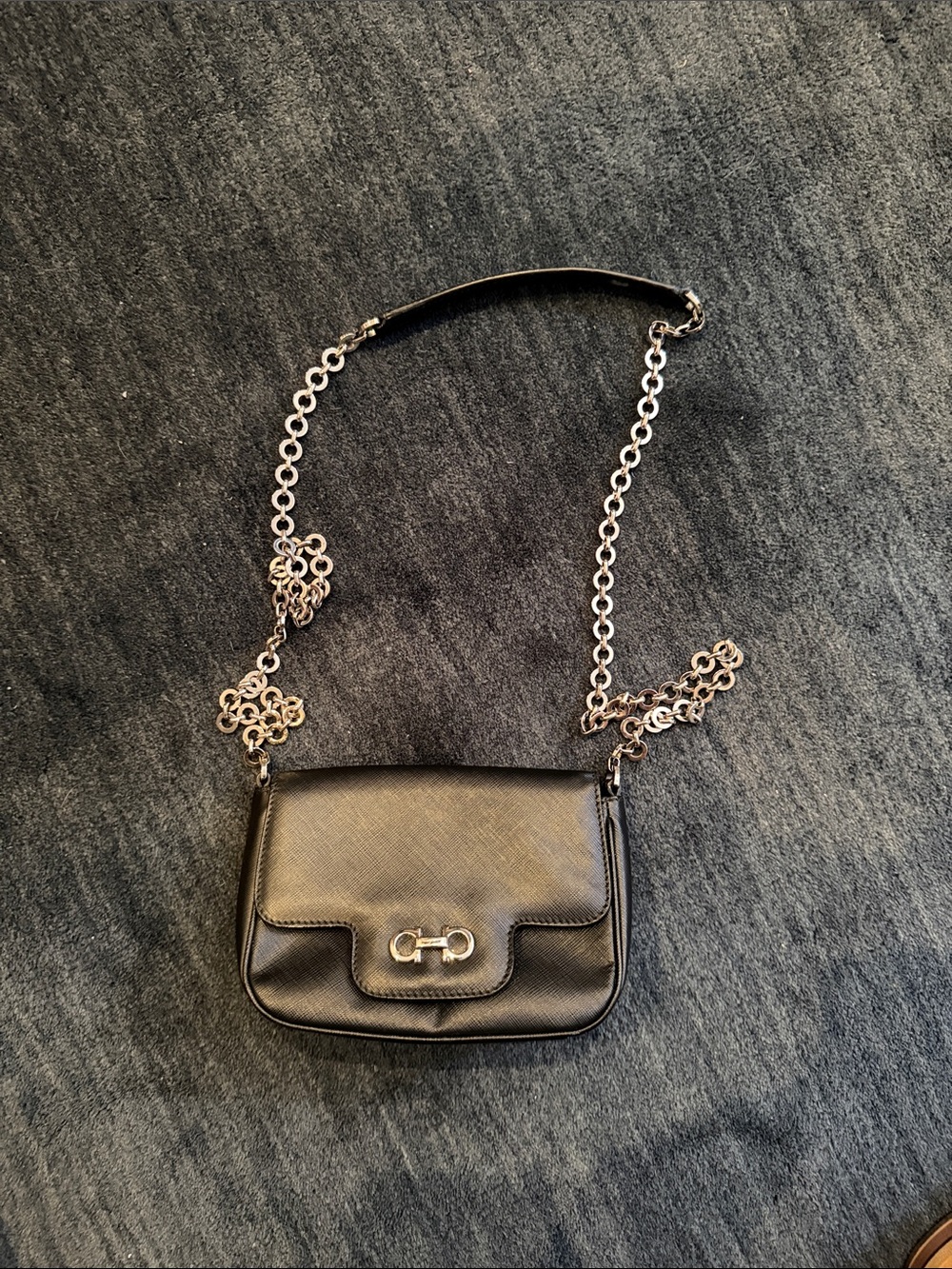 Women’s ferragamo cross body bag